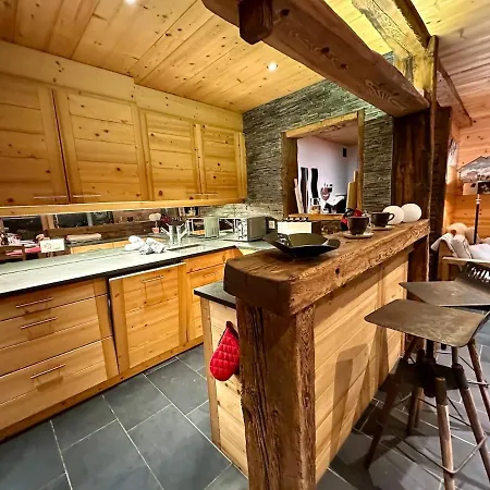 Domek alpejski Cosy Le Bouquetin Jacuzzi Et Sauna Ideal Familles & Couples Vue Imprenable *